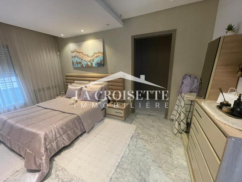 Villa S+3 avec piscine à La Soukra